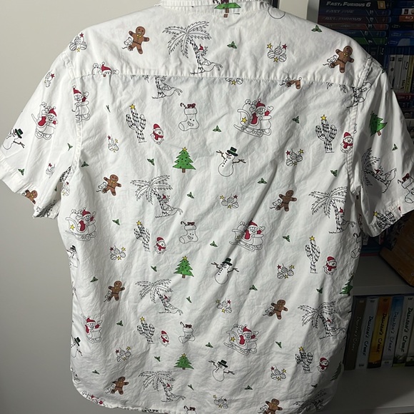 Christmas Men Forever 21 button down shirt - Picture 2 of 5